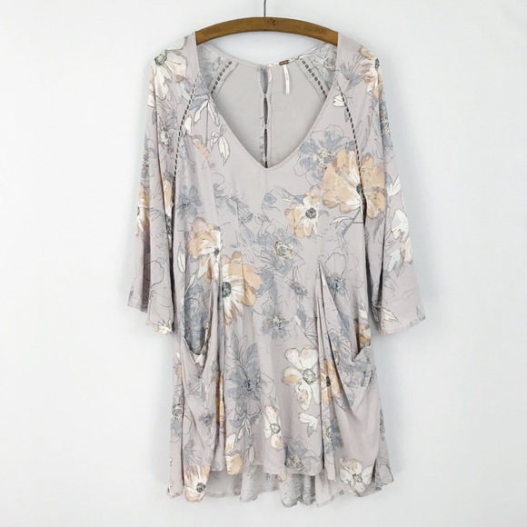 Free People Dresses & Skirts - Free People Purple Floral V Neck Mini Dress